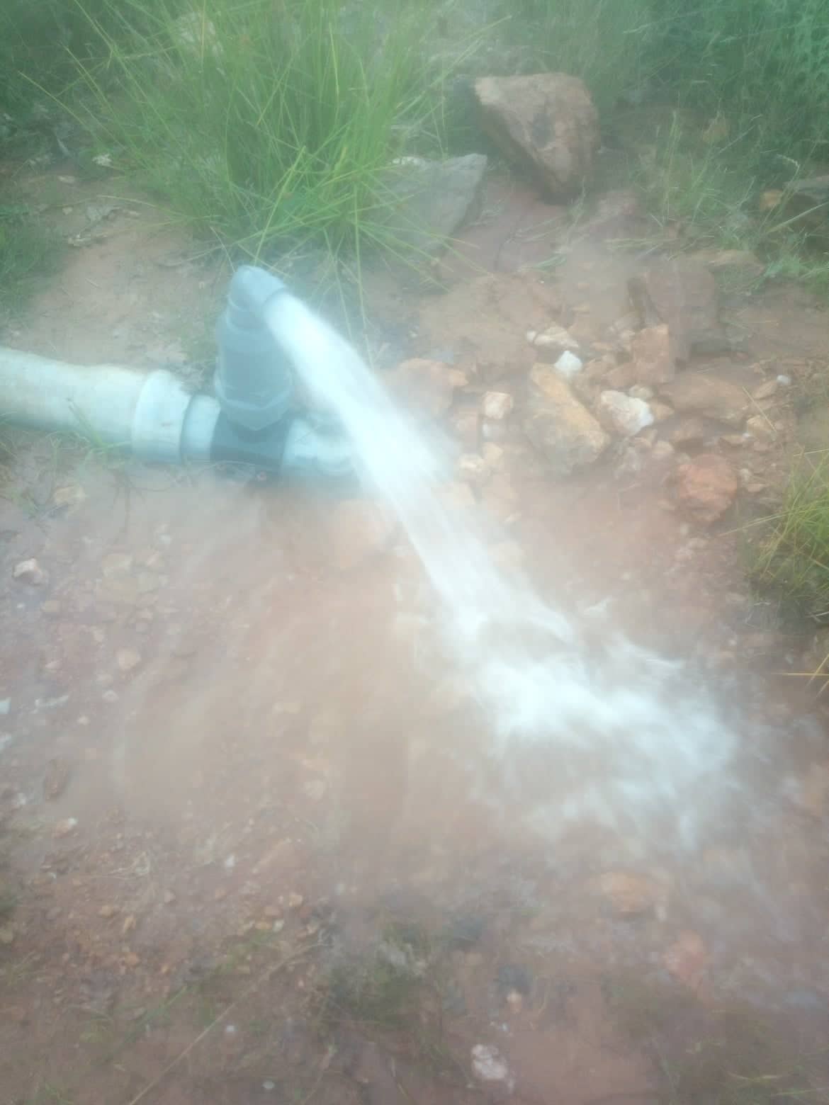 Оштетен вентил во Алданци, „Комуна“ работи за да продолжи редовното водоснабдување