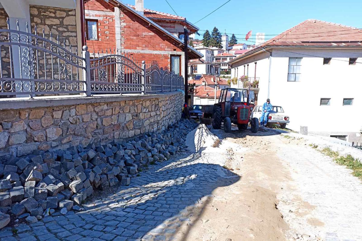 Реконструкцијата на водоводна линија заврши, се санира улицата